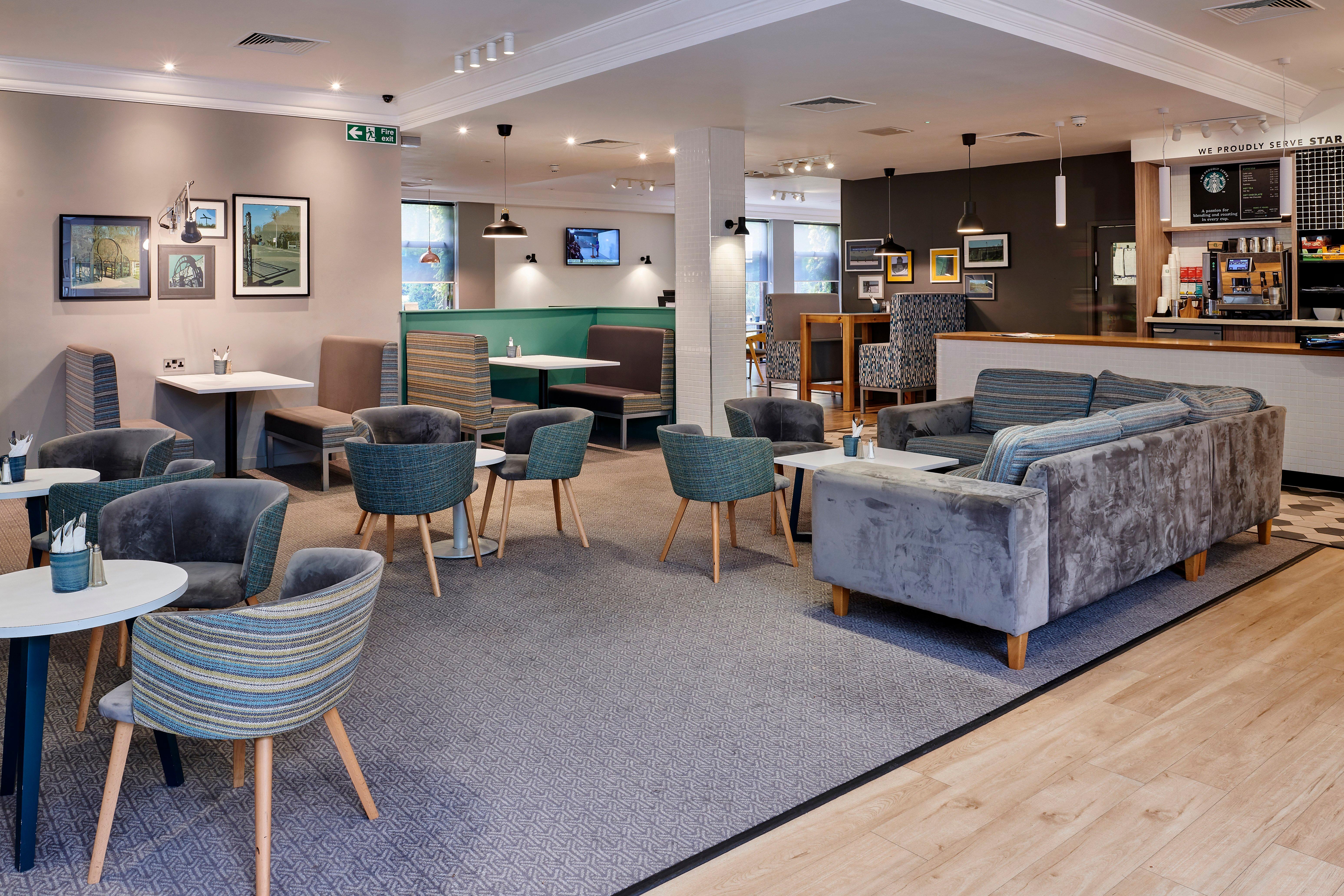 Holiday Inn Haydock By Ihg Exterior photo